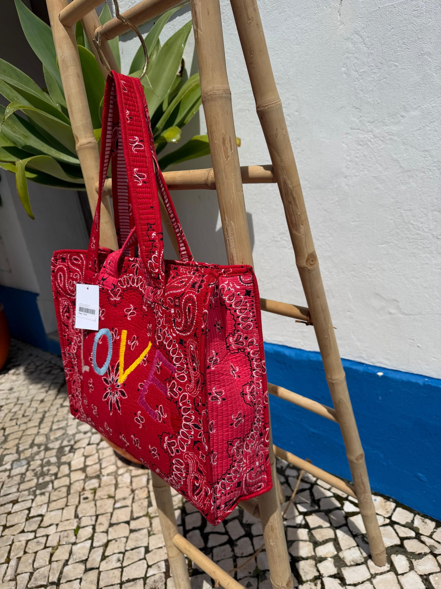 A Bolsa MAMA